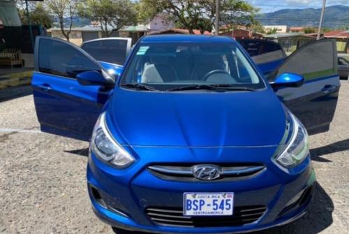 Hyundai Accent  2015